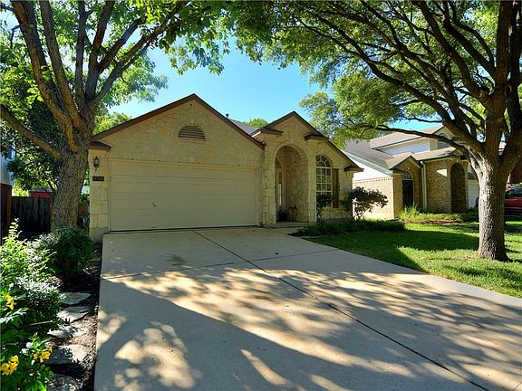 3rd image of 9316 Sanford Dr