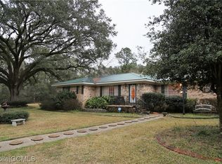 7101 Greenview Dr, Mobile, AL 36618