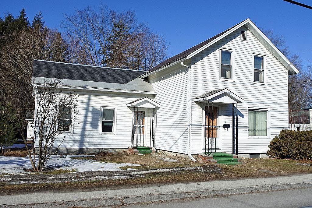 12 Caernarvon Street, Fair Haven, VT 05743 Zillow
