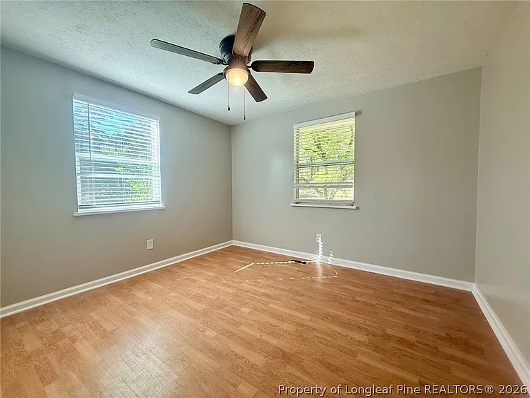 2346 Lake Ave — Photo 8