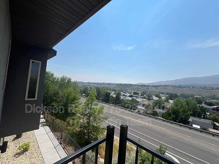760 Bluffs Ct #101 — Photo 14