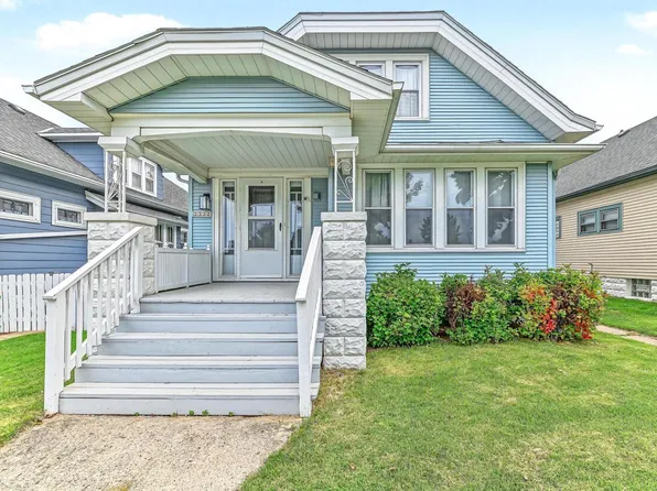 3332 S 9th PLACE, Milwaukee, WI 53215