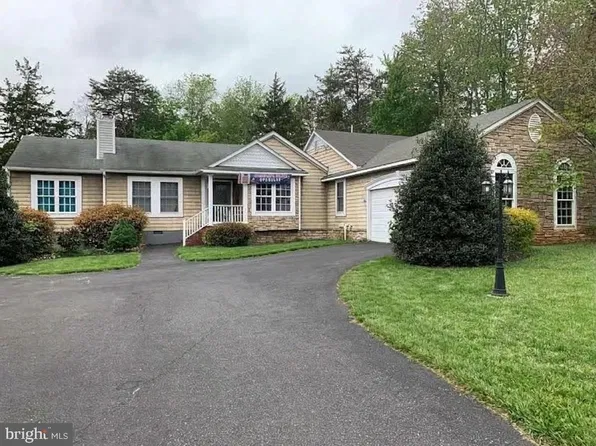 109 Fairfax Ln, Locust Grove, VA 22508