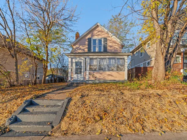 665 Wells St, Saint Paul, MN 55106