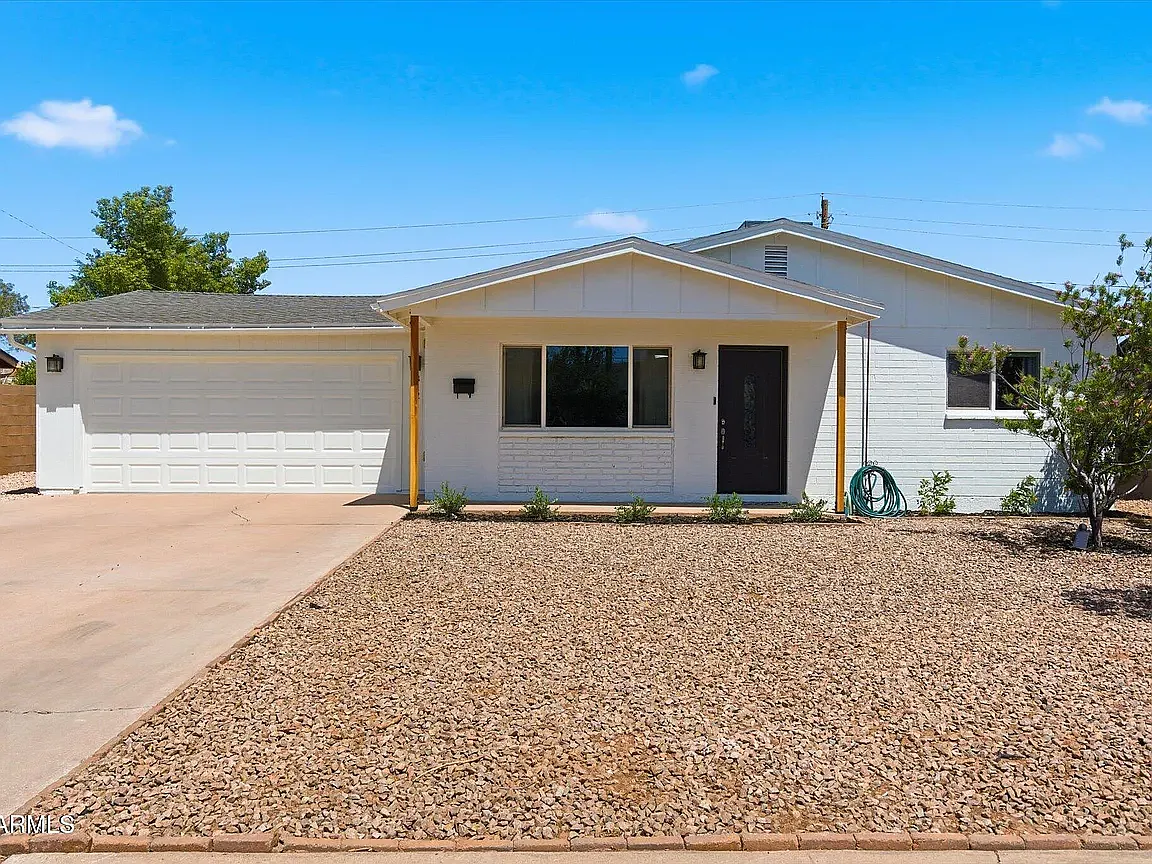 3 bed, 1256 sqft, $850 — Photo 1