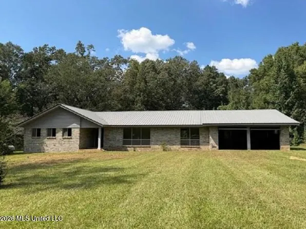 13431 Highway 21 N, Philadelphia, MS 39350