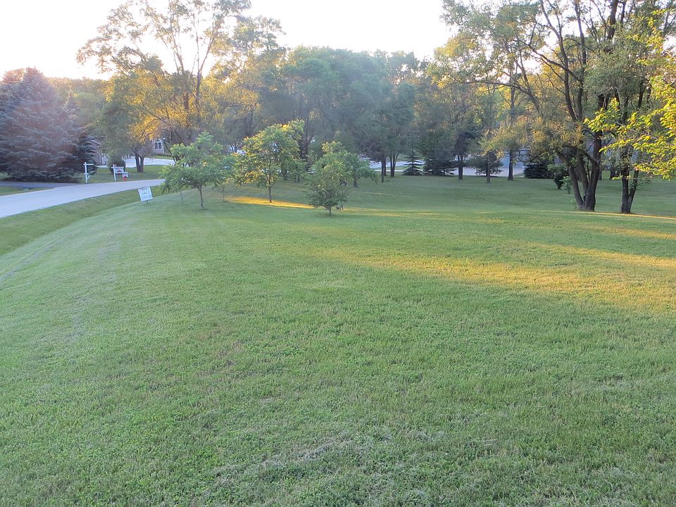 1st image of Hilltop Dr