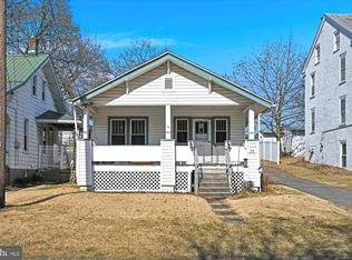 75 Pleasant Valley Rd, Pine Grove, PA 17963