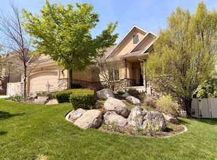4488 Summerwood Dr, Bountiful, UT 84010