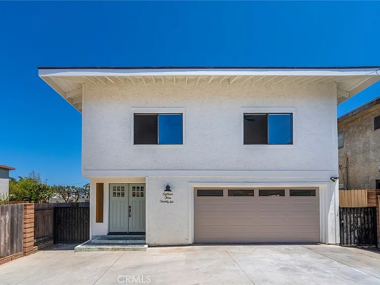 18326 Mansel Ave — Photo 1