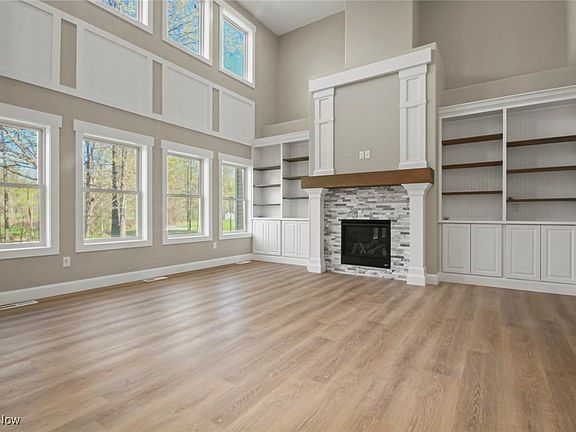5th image of 7114 Garden Place Dr