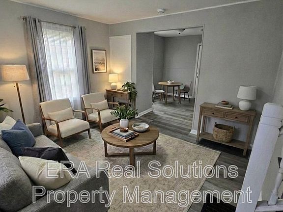 2nd image of 780 Whitethorne Ave