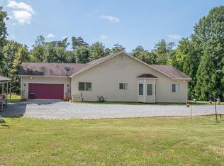 2202 Five Forks Rd, Bedford, VA 24523