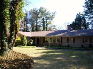 24 White Pine Dr, East Patchogue, NY 11772