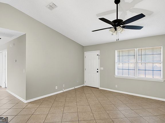 5th image of 107 Navajo Ct