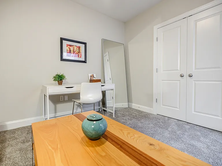 237 Carlyle Park Dr NE — Photo 25