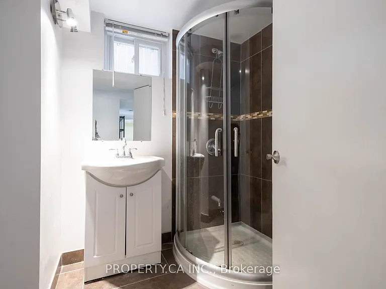 46 Shrewsbury Sq #LOWER — Photo 11