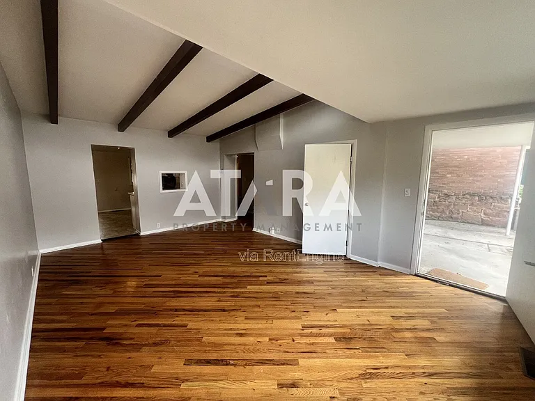 624 E 7th Ave — Photo 6