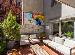 41 7th Ave S #2, New York, NY 10014