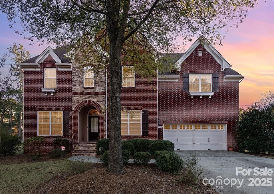 1st image of 14226 Carlton Woods Ln