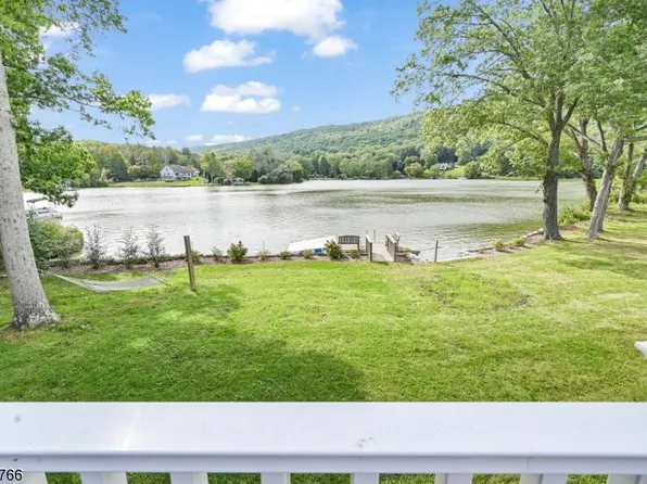 35 Compass Ave, West Milford Twp., NJ 07480