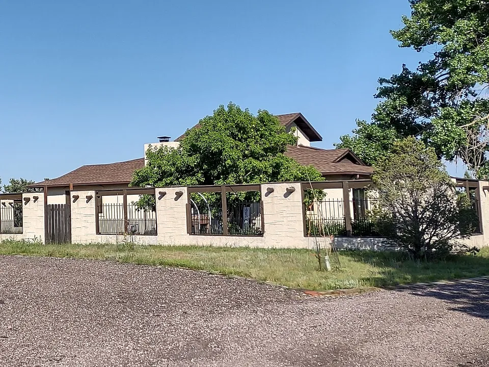 7615 Mallard Dr