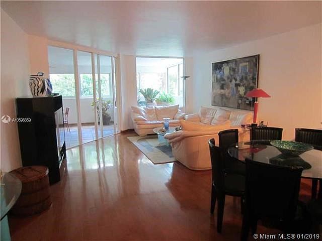 Den/Family/Great Room