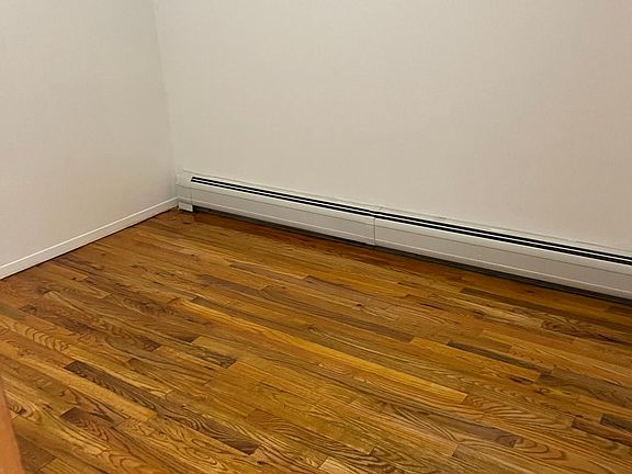 2nd image of 2318 E 15th St #2