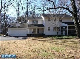 2110 N Crescent Blvd, Yardley, PA 19067