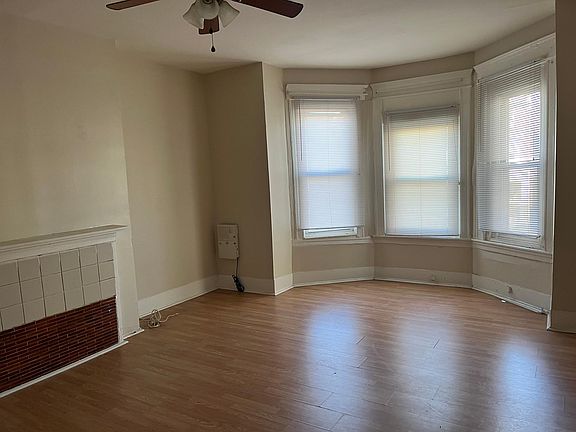 4th image of 5024 Walnut St Floor 2