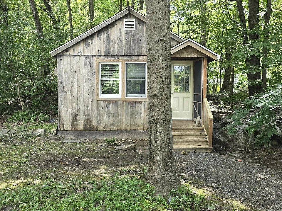 51 Spruce Mountain Rd