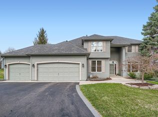 14813 Blakeney Rd, Eden Prairie, MN 55347