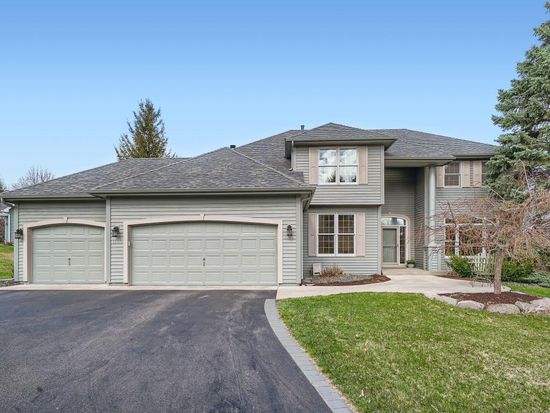 14813 Blakeney Rd, Eden Prairie, MN 55347