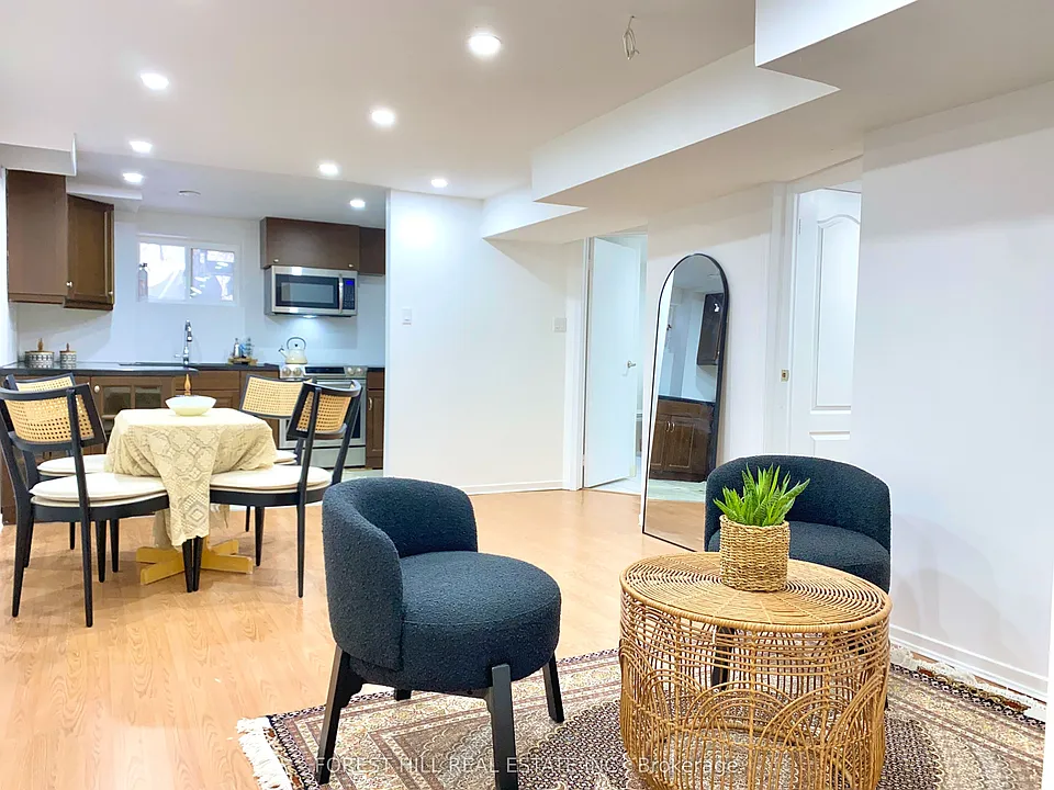 120 Greenbelt Cres #BASEMENT
