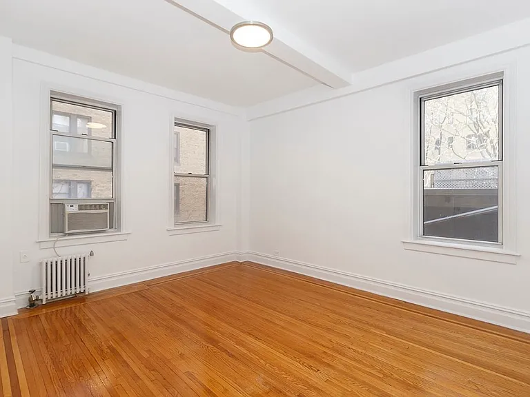340 W 87th St #2C — Photo 4