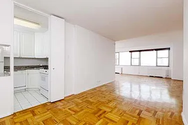 Rented by Evans Real Estate