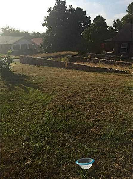 2nd image of 400 W 4th St