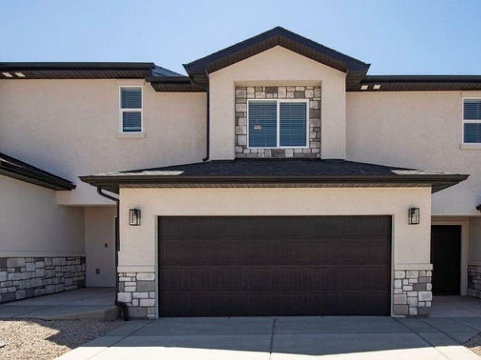 1st image of 668 E Fiddlers Canyon Rd #24