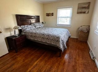 1404 Campbell Ave, Capitol Heights, MD 20743