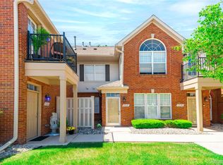 23030 Williamsburg Cir #15, Trenton, MI 48183