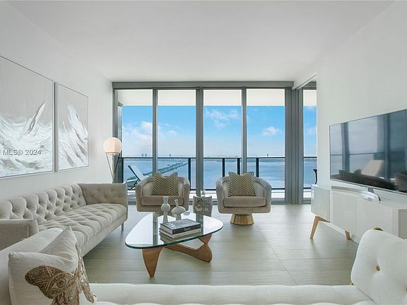 4th image of 3131 NE 7th Ave #4704