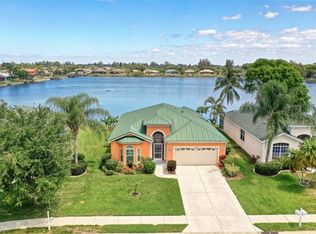 1744 Emerald Cove Cir, Cape Coral, FL 33991