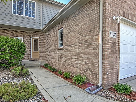 3rd image of 8083 Tuckaway Ct