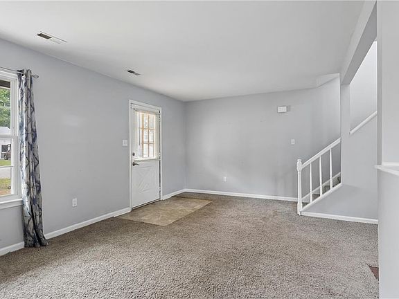 2nd image of 453 Wyn Dr