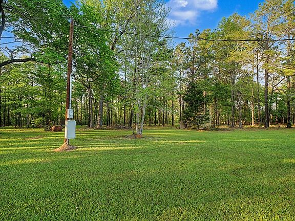 3rd image of 970 County Road 298