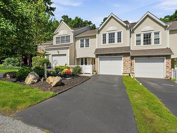 4th image of 6 N Cambridge Court