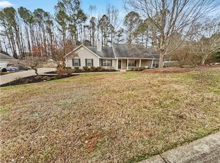 5320 Harris Creek Dr, Cumming, GA 30040