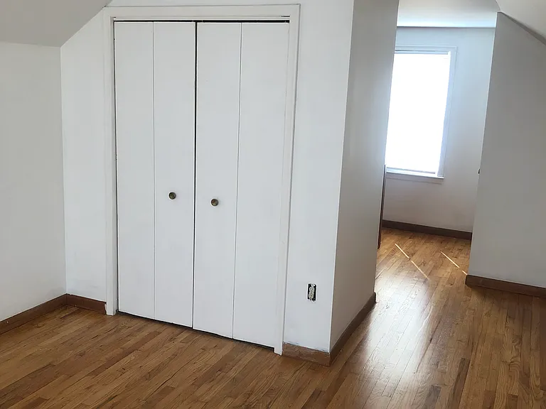 6506 Grandville Ave — Photo 14
