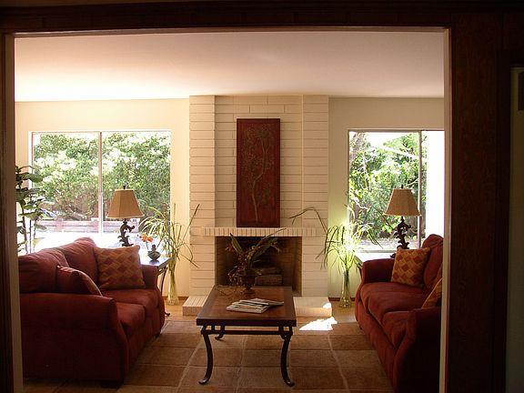4th image of 601 Brookside Dr