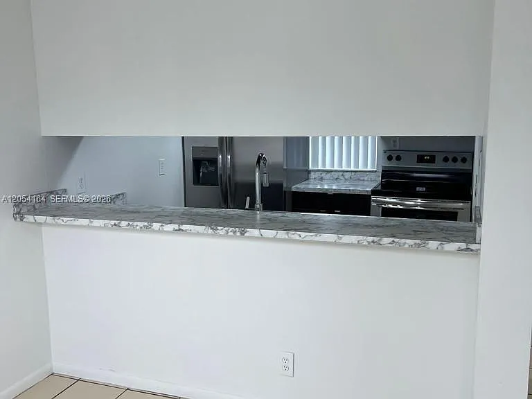 8720 N Sherman Cir #303 — Photo 3